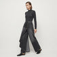 Asymmetrical wrap jeans 👖 Combining culottes and pants, high-waisted to elongate legs, wide-leg and flowy, with diagonally arranged buttons—instantly transform into a fashionista! ✨
