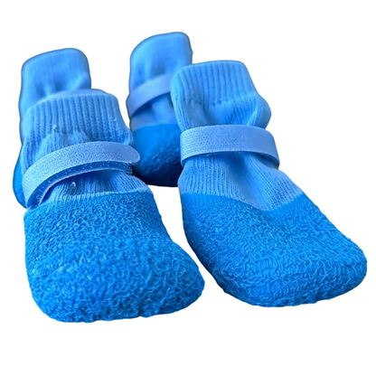 🐾 Waterproof, Non-Slip Pet Shoes | Wear-Resistant, Heat-Resistant, Salt-Resistant Paw Protection · Textured Rubber for Slip Resistance and Fall Prevention
